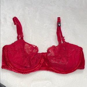 Victoria’s Secret Dream Angels Velvet Lace Bra